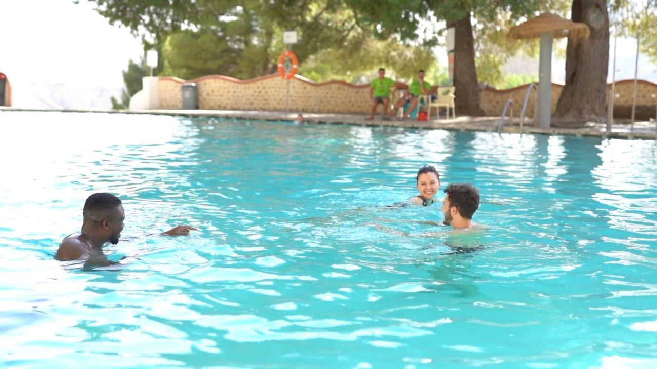 Balneario De Alicun De Las Torres Villanueva de las Torres Dış mekan fotoğraf